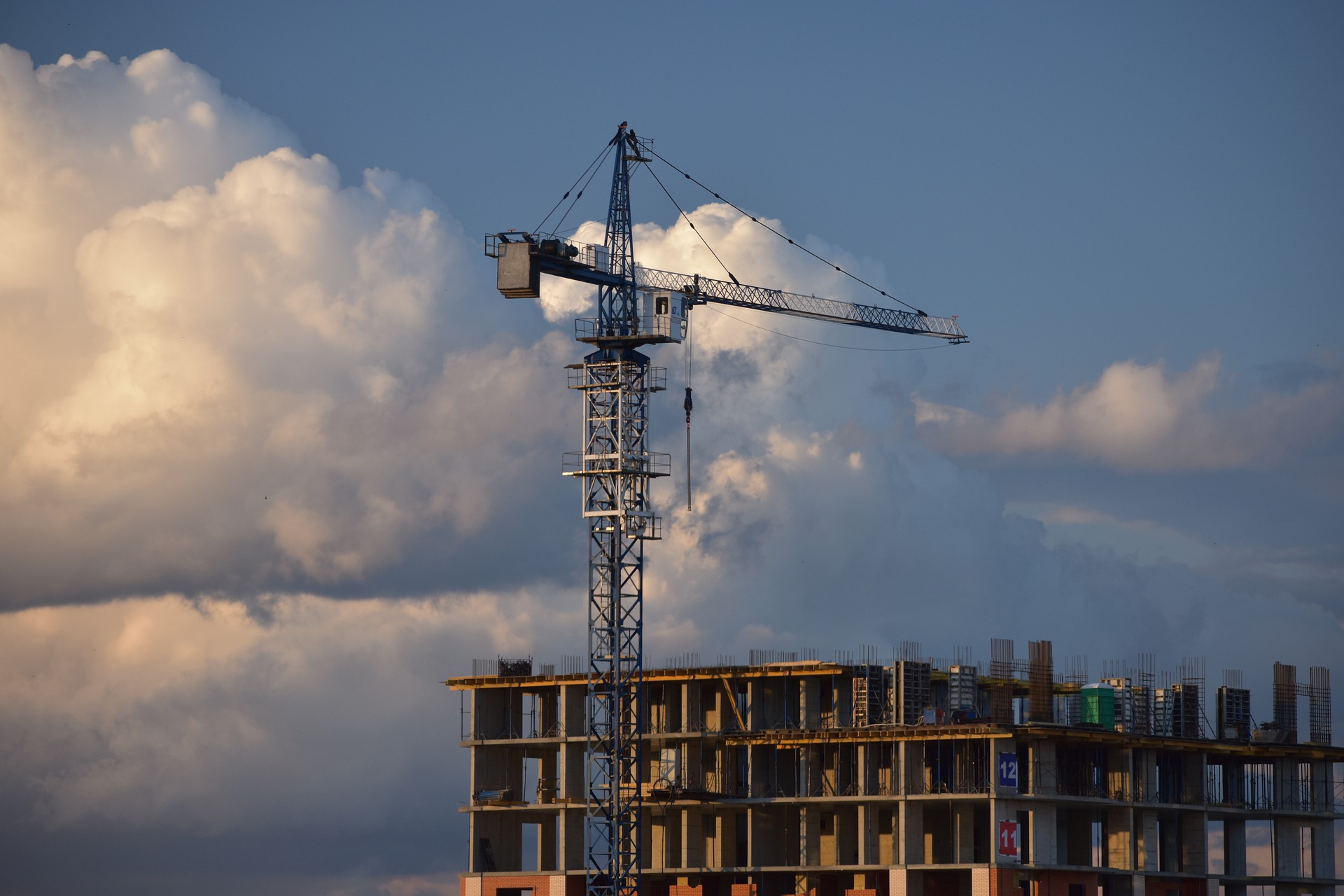 Объемы строительства жилья в Беларуси
