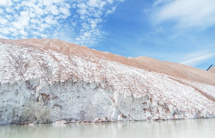 Горы в Солигорске вблизи