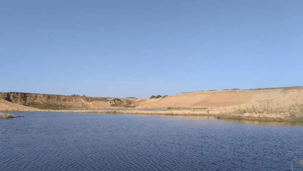 Солигорские горы и озеро