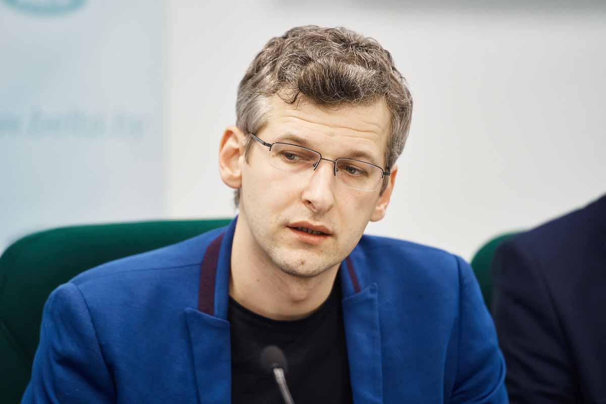 Валерий Касьяник
