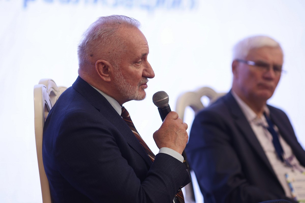 Олег Быковский