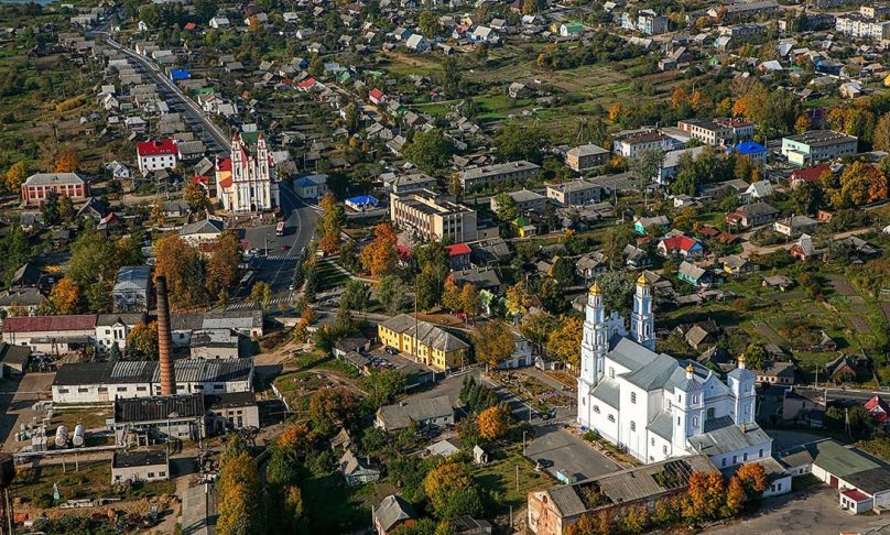 Глубокое: город между озерами и конфессиями